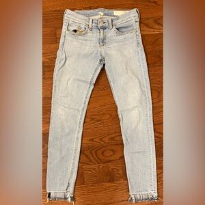 Rag And Bone Jeans Sz 26 Light Wash Capri Frayed Hem USA